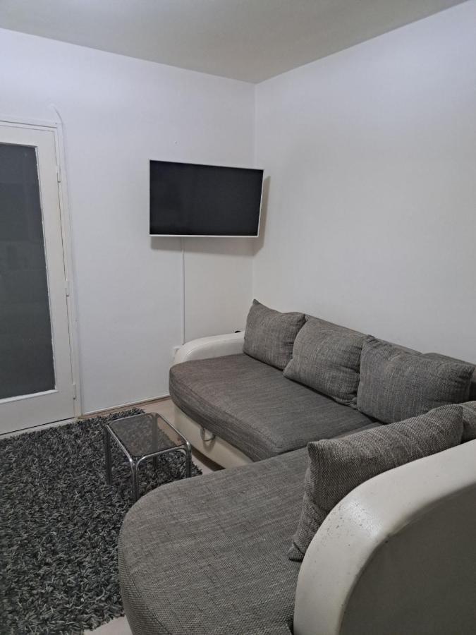 Apartman Sa Panoramom Kruševac Eksteriør billede